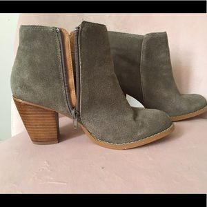 Seychelles suede booties size 8.5